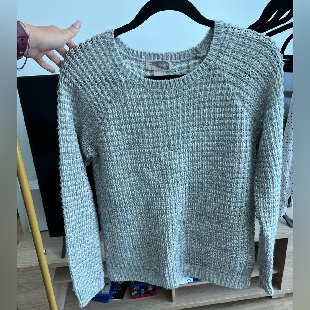 Gray knit sweater from forever 21